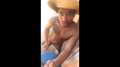 Caipira roludo dando gozadinha