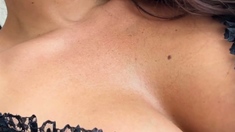 PUSSY BABE BRUNETTE masturbating