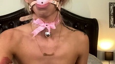 amateur blonde solo webcam