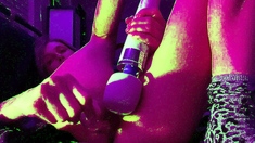 Amateur Webcam Teen Flashes Masturbates