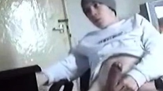 Skater Boy Masturbating